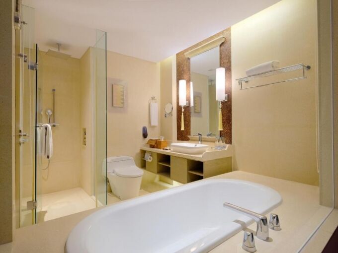 room detail thumbnail 2
