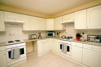 24/7 London Hostel