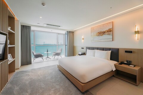 웨이브엠 호텔 웨스트