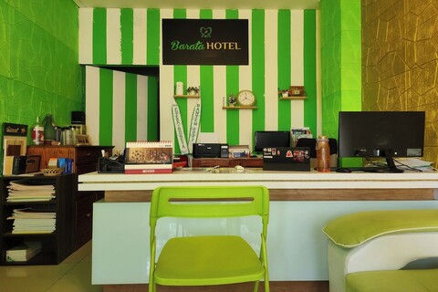 바라타  호텔  니어 반다라 소카르노 하타