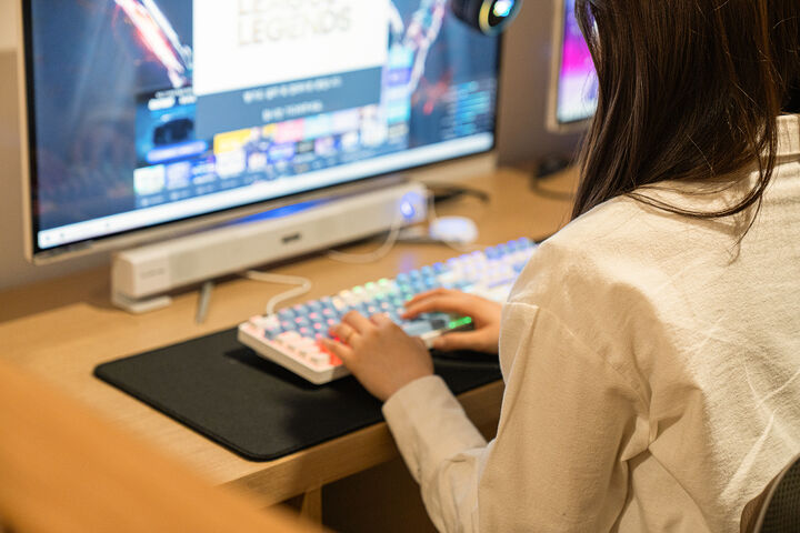 room detail thumbnail 2