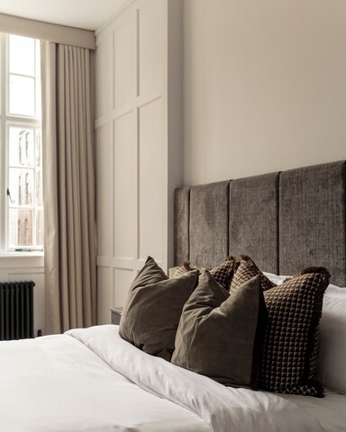 모먼트 블리스우드 스트리트