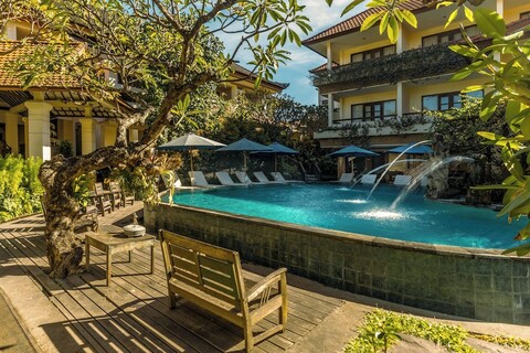 스리 팔라 리조트 & 빌라