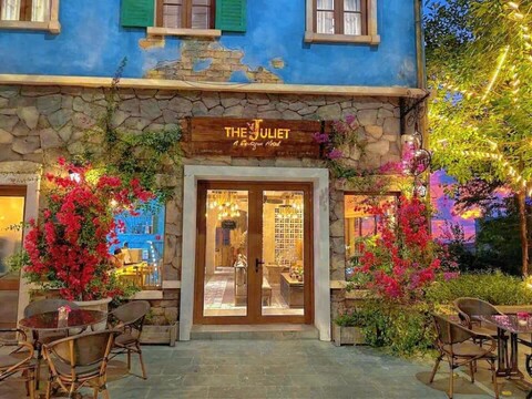 줄리엣 부티크 호텔 - 선셋 타운 AMA71