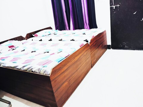 호텔 라마시쉬 쿠티르