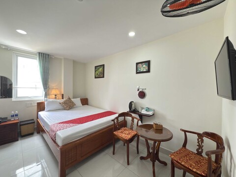 오요 1295 도이 메이 호텔 다 랏