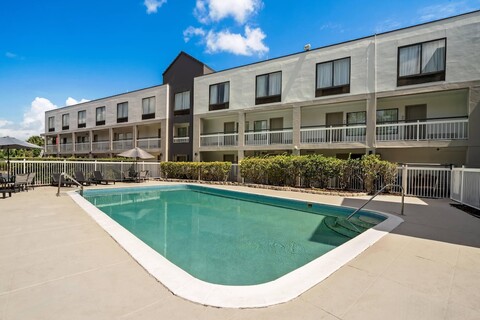 퀄리티 인 올랜도, 인터내셔널 드라이브 근처