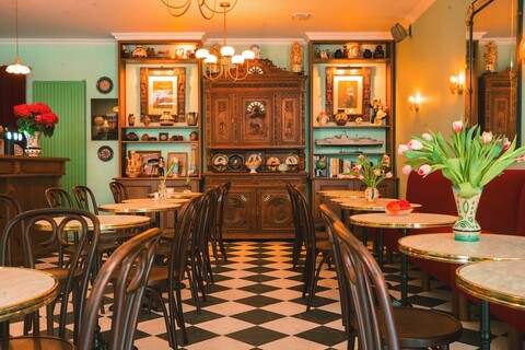 호텔 르 크루이제르 진에트