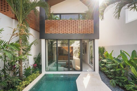 마키아 로프트 바이 알프레드, 발리