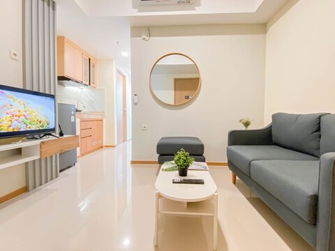 모던 2베드룸 메이카르타 아파트먼트, 에온 델타 마스 근처