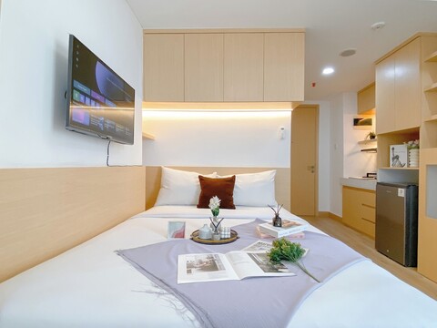 폴룩스 채드스톤의 심플리 스튜디오 아파트먼트