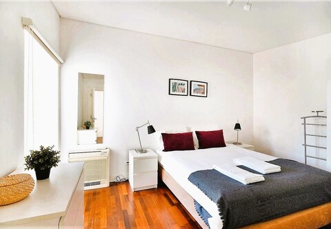 다운타운 리버 사이드, 호밍