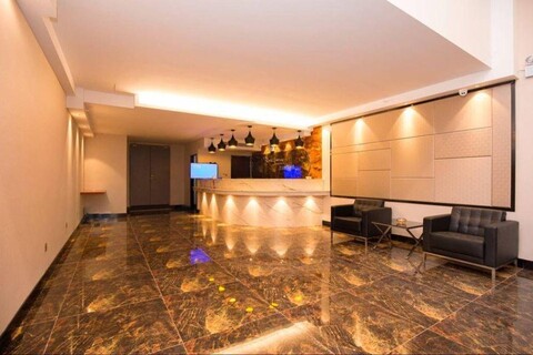 Qingmu Boutique Hotel (Nanjing South Station North Square store)