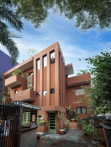 Firebrick Boutique Residences - GARNET HOUSE