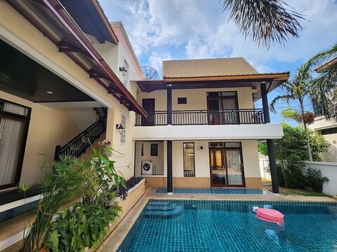 푼나파 풀빌라 파타야