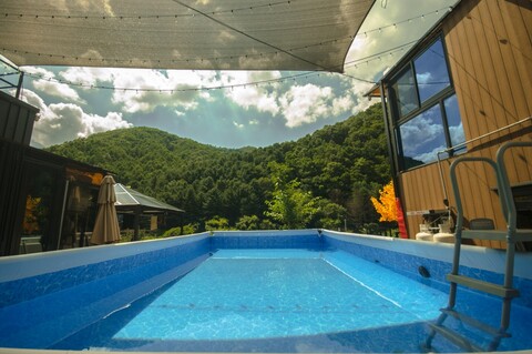 가평 계곡에풍덩펜션캠핑장