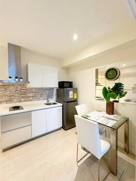 1BR Condotel in Azure Urban Resort Near NAIA #BH1