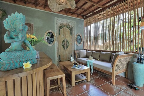 알라모라 힐링 이스케이프