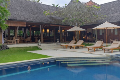 선가이 빌라 바이 베터플레이스