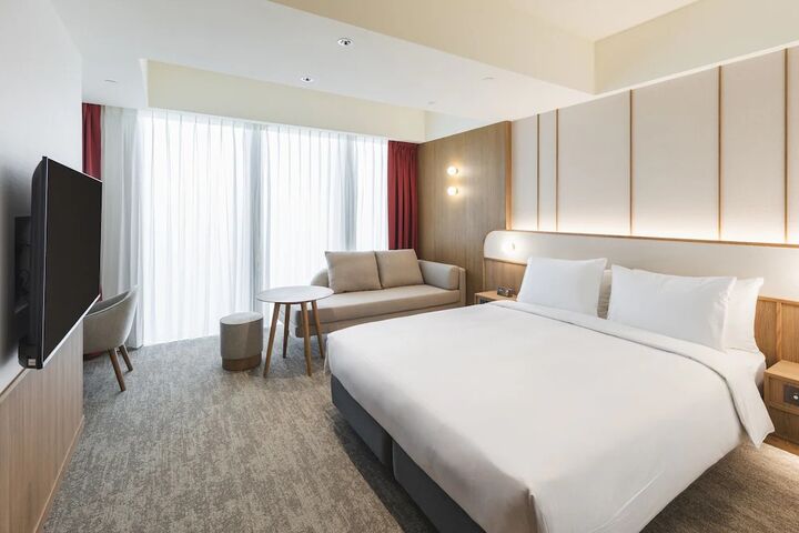 room detail thumbnail 0