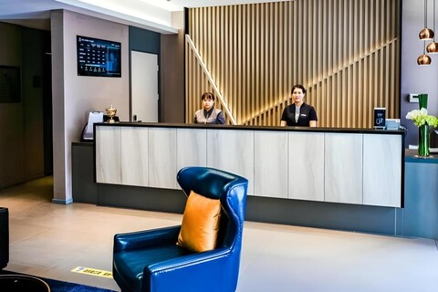 홈 인 스타일 골든 베이징 더성먼 아우터 스트리트