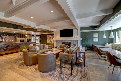 소노마 밸리 인, 테이프스트리 컬렉션 바이 힐튼