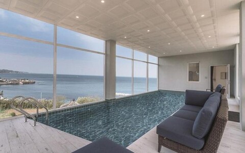 Pool Villa Passo Pension