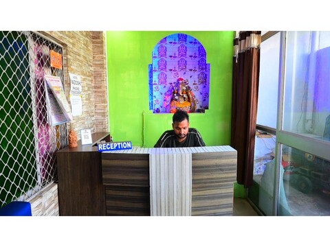 Hotel Padoshi Near Sea Beach Puri