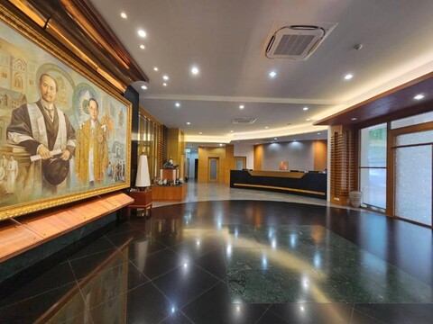 프라나콘 그랜드 뷰 호텔