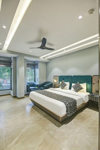 호텔 업타운, 럭셔리 레스토랑 및 루프탑, 코노트 플레이스 근처