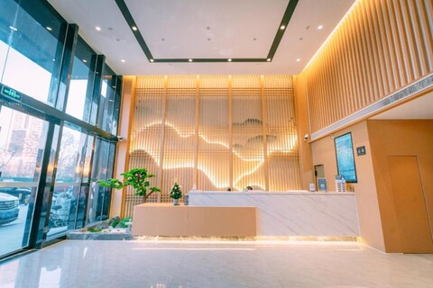 Qingmu Select Hotel (Yuejianglou Scenic Area, Rehe Road, Nanjing)