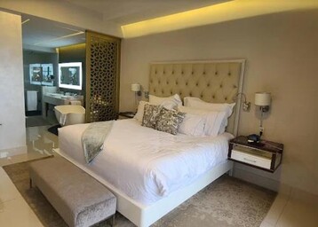 Deluxe Room at Garza Blanca Los Cabos