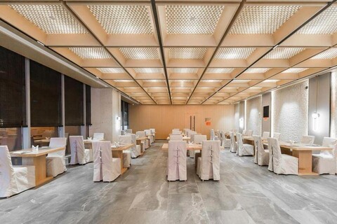 Nanjing Olympic Sports Expo Center UEASY Hotel