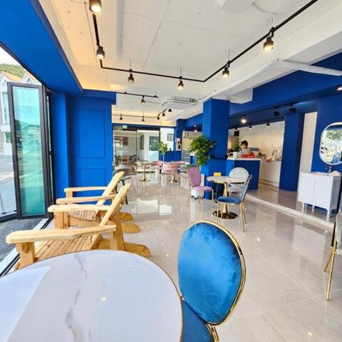 sea Withers Pension & Cafe