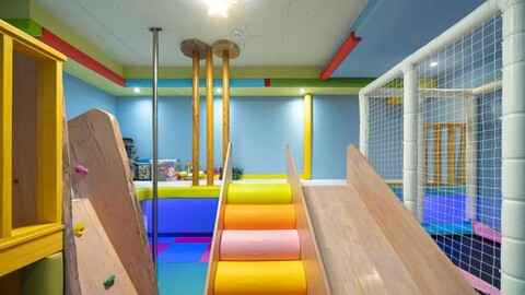 Firefly Kids Pool Villa