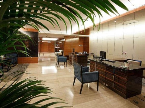 Hongkou Silver Hotel