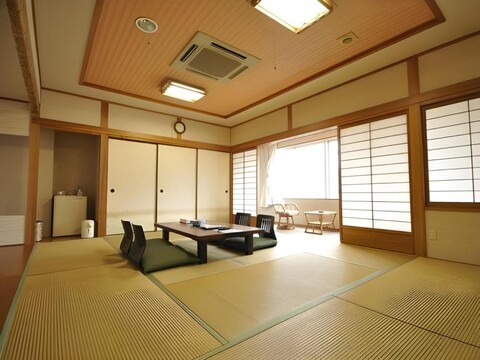 Nakamura Prince Hotel