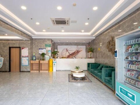 GreenTree Inn Express Hotel (Shanghai Songjiang Sports Center Subway Station)