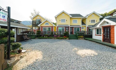 Rodem Cypress Pension