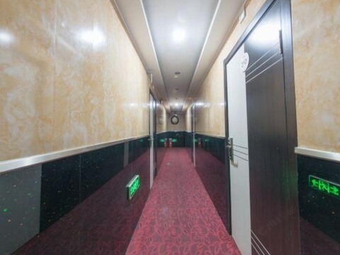 Bingdu Fashion Express Hostel