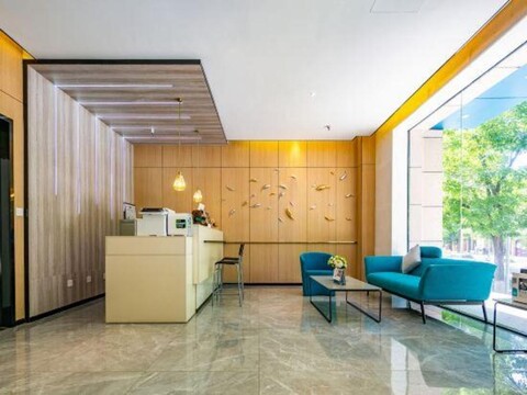 Yiju Hotel