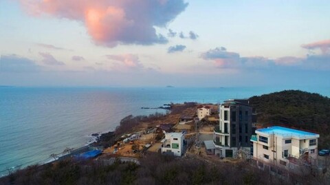 Morning Scenery Pension