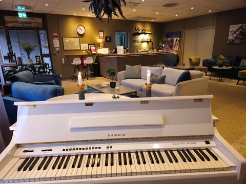 리딩외 아레나 호텔