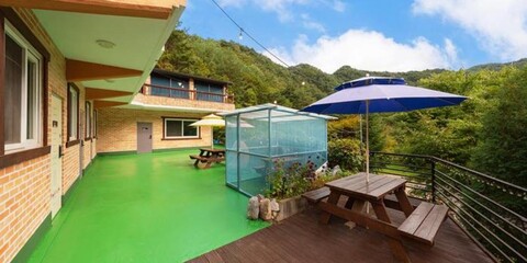 Hachusa Seasons Pension