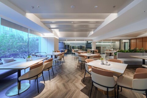 홈 인 플러스 상하이 우닝 로드 메트로 스테이션 안위안 로드