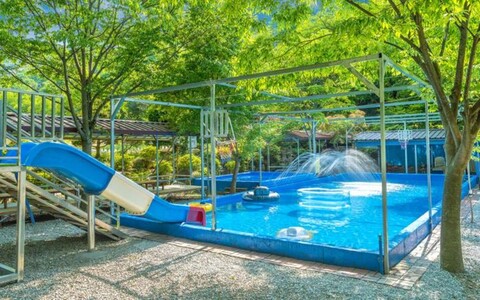 Sunrise Village Pension