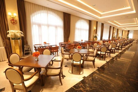 Sunshine Jovial Hotel