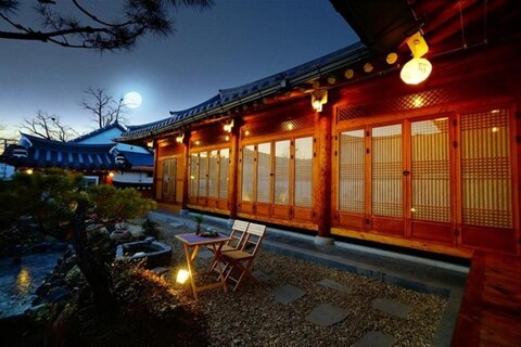 Jeonju Love Full Guesthouse
