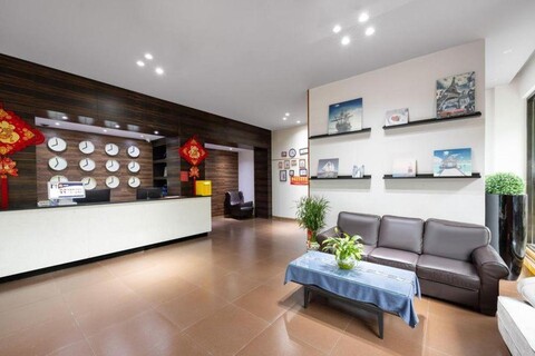 City Wanyi Hotel (Shenzhen East Railway Station Buji Shop)