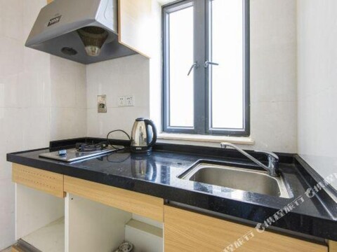 Huaji Apartment Hostel (Pazhou Complex)